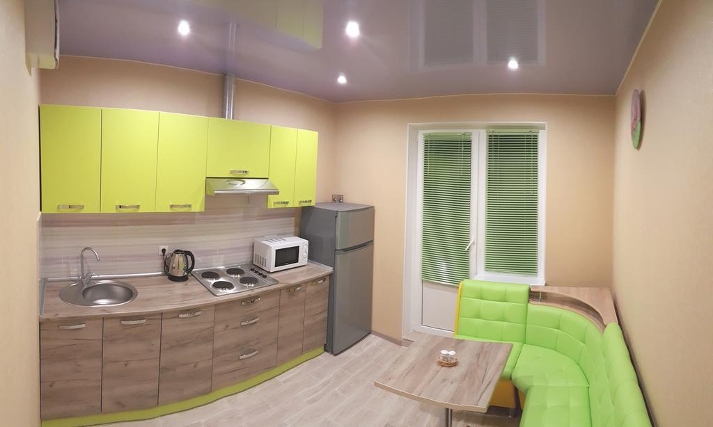 Apartment Near Metro Pozniaky Kiev Extérieur photo